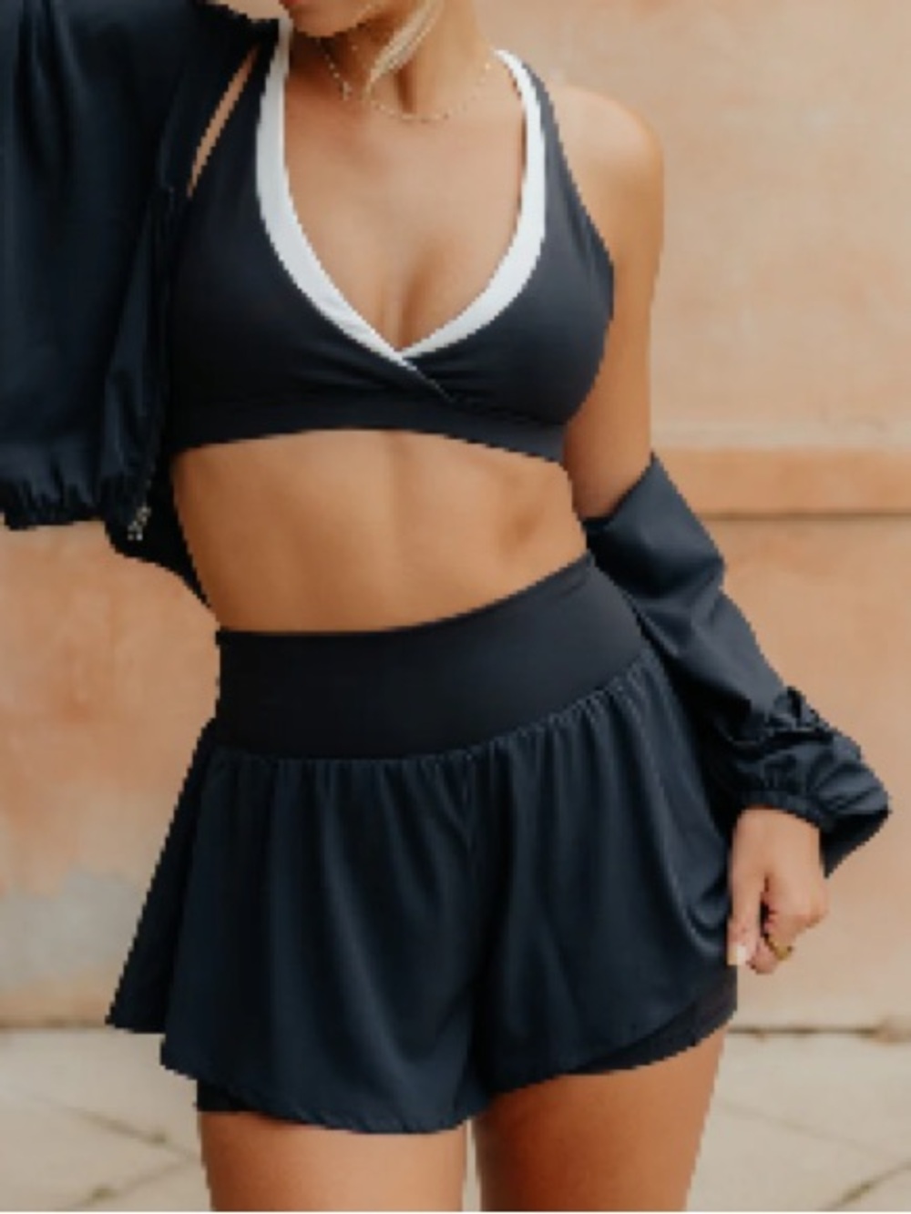 P'tula Flow Track Short in Black